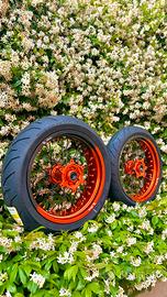 Kit cerchi motard 17’