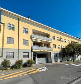 Via XXV Aprile - posto auto privato