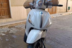 Beverly 350 del 2012