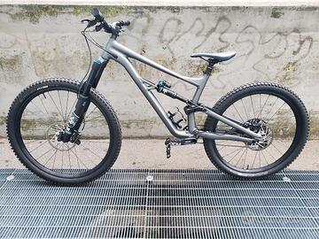 SPECIALIZED  STATUS  160  2021  S4
