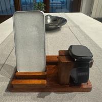 Dock porta cellulare e orologio