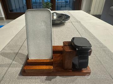 Dock porta cellulare e orologio