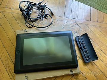 wacom cintiq 13HD pen & touch display
