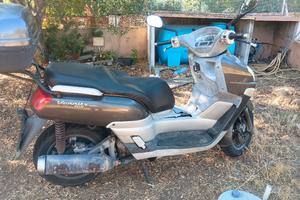 Yamaha Versity 300