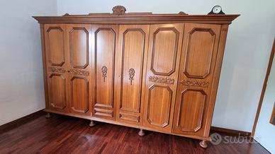 Armadio in legno
