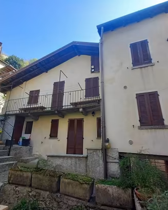 Appartamento di 172 m² con 4 locali a Nesso
