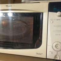 forno a microonde Whirlpool 