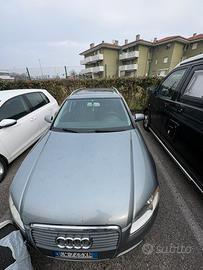 Audi A4 Avant anno 2005 motore non funzionante