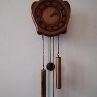 Orologio antico a pendolo