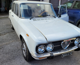 Alfa Romeo Giulia Nuova Super 1300
