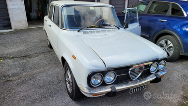 Alfa Romeo Giulia Nuova Super 1300
