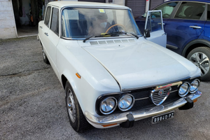 Alfa Romeo Giulia Nuova Super 1300