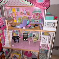 Casa di barbie in legno