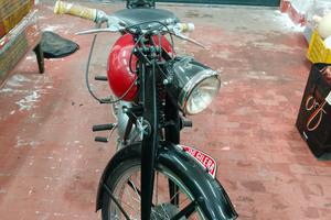 moto Gilera 150 