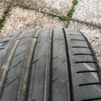 Gomme 225/40/18