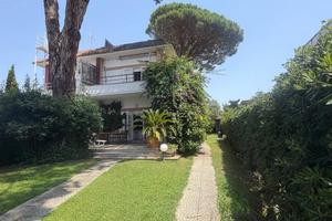 Villa di 100 m² con 4 locali a Anzio