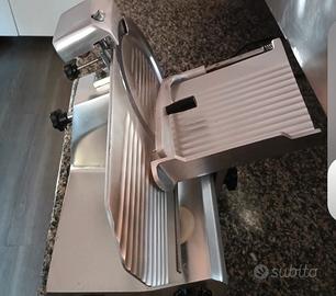 AFFITATRICE PROFESSIONALE 