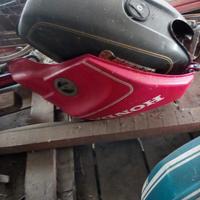 N.2 serbatoi moto Honda Cagiva/Laverda