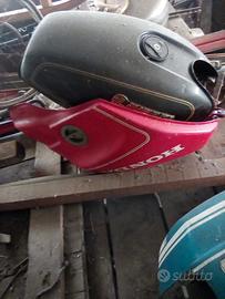 N.2 serbatoi moto Honda Cagiva/Laverda