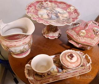Set di porcellana