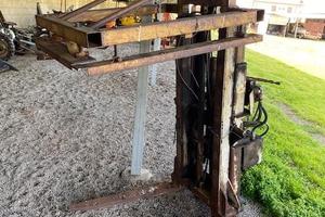 Carrello elevatore posteriore con attacco a 3 punt