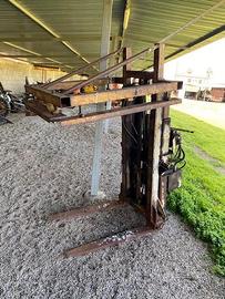 Carrello elevatore posteriore con attacco a 3 punt
