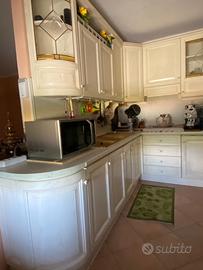 Cucina angolare in rovere