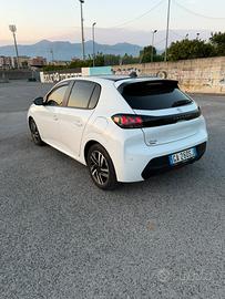 Peugeot 208 2020
