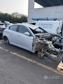 Ricambi Alfa Romeo Giulietta 1.4 Benz/Gpl 2015