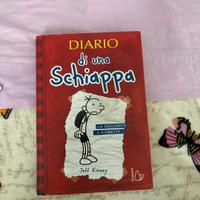 Libro "Diario di una schiappa"