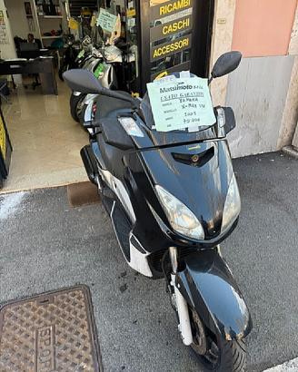 Yamaha X-Max 250 - 2005 - PERMUTE