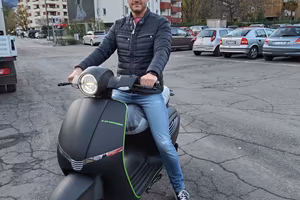 Scooter 125cc elettrico f19 85km