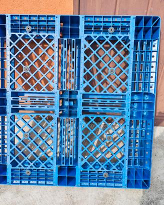 Bancali in plastica