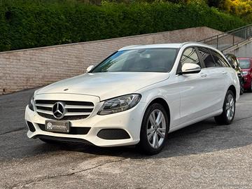 MERCEDES-BENZ C 220 d S.W. 4Matic Auto Sport