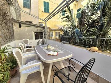 Appartamento di 100 m² con 4 locali a Pietra Ligur