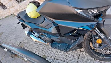 Honda Forza 750 - 2025