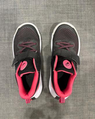 Scarpe ginnastica bambino nr.30 Decathlon traspira