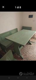 Tavolo e panche in legno di pino