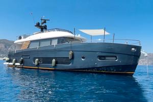 AZIMUT MAGELLANO 66 EVO
