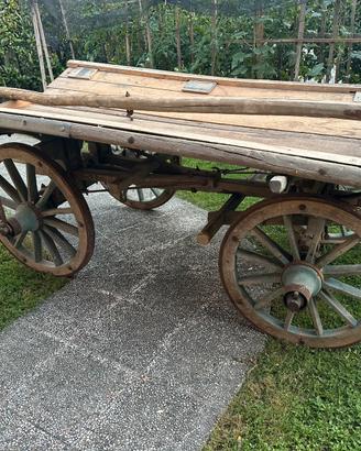 Carro antico in legno d'epoca