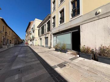 NEGOZIO A PESCARA