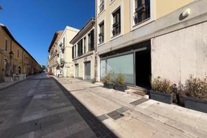 NEGOZIO A PESCARA