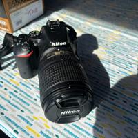 Reflex Nikon D5500 digitale 24mpx 18-140