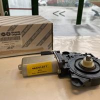 46841277 MOTORINO ALZAVETRO ANT SX