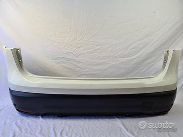 Paraurti posteriore bianco nissan qashqai 2014