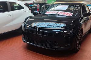 Lancia Ypsilon Hybrid e-DCT LX