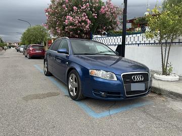 Audi A4 Avant 2.0 TFSI QUATTRO tiptronic
