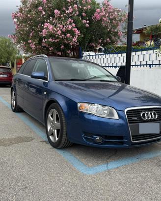 Audi A4 Avant 2.0 TFSI QUATTRO tiptronic