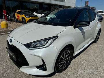 Toyota Yaris Hybrid Style MY22