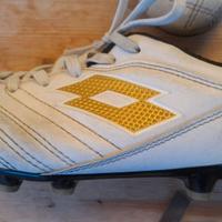 Scarpe da calcio per ragazzi/e n. 34 marca Lotto
